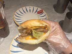 -必胜客(尹山湖歌林公园店)
