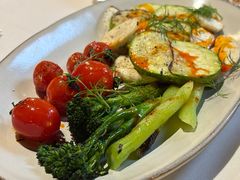 -LESCEDARS Brasserie Bistro香柏树