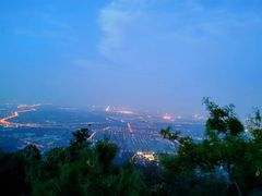 -鬼笑石后山停车场