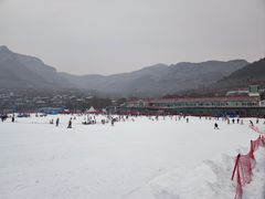 -济南卧虎山滑雪场