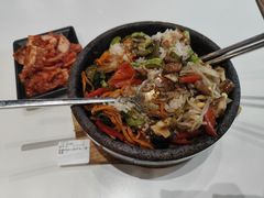 黑椒鸡腿石锅拌饭-泰熙家(侨城坊QPlex店)