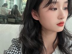 -ME觅妆·定制美妆·彩妆私教(菱角湖店)