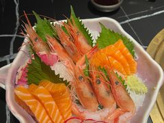 -山川小町·极番烧肉(新地假日广场店)