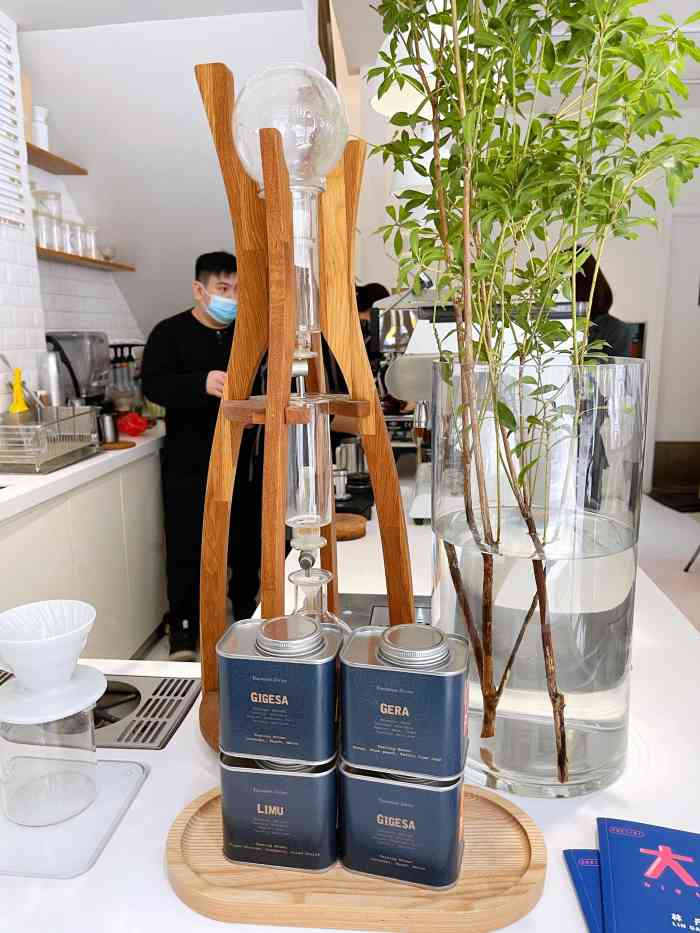 common room-"一直觉得这种网红店都超容易踩雷 只想拍个.