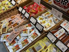 零售区-来伊份(龙之梦长宁店)