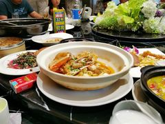 -河畔春天时尚餐厅