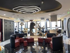 -TOP HAIR SALON