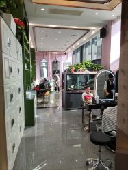 -尼特斯男士发型馆