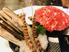 -鲜入围煮花胶鸡海鲜火锅