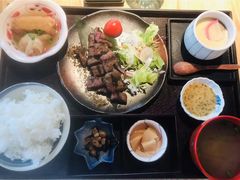 岩烧雪花牛肉定食-味太助·银饭食堂(中华城店)