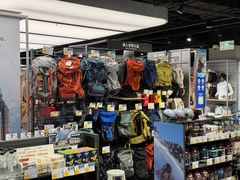 -迪卡侬(环球港店)