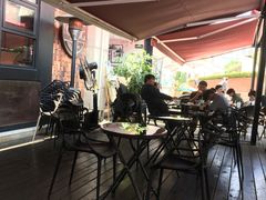 露天位-龙治汉堡(中华城店)