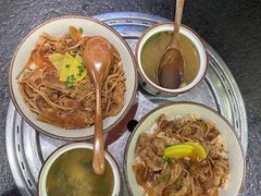 招牌牛肉饭-赤谷和牛烧肉居酒屋(石景山店)