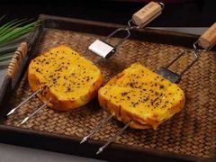 -华府九号海鲜烧烤大排档(龙域店)