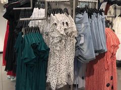 -H&M(华润万象城店)