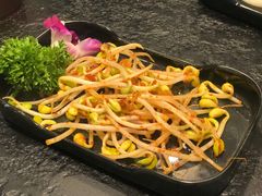 烤辣拌豆芽-烤路里·韩国品质自助烤肉(石路天虹4号店)