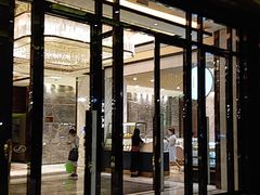 -永恒朗悦酒店(广西大学地铁站大学东路万达广场店)