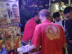 -詹爷爷乌节路街头冰淇淋