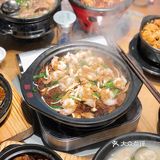 质朴又亮眼的川式砂锅菜