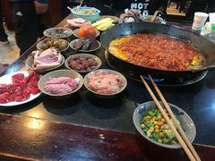 -星鸿社重庆老火锅(燃灯寺分店)
