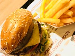 -The Habit Burger Grill 哈比特汉堡(复兴soho店)