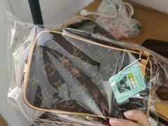 -IRENCE伊琳丝奢侈品皮具护理(二手鉴定世界广场店)