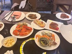 -宝利来国际大酒店-凤凰阁旋转餐厅