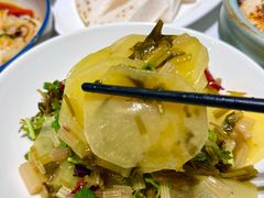 -江城小馆陕南妈妈菜·全球旅行餐厅(钟楼店)