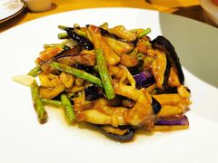 长豆角烧茄子-壹零捌道·北京烤鸭(车公庄店)