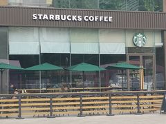 -星巴克(昆明金鹰天地店)
