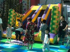 -蒙特利亲子乐园