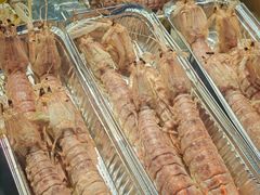 -亚龙湾亚泰商业街