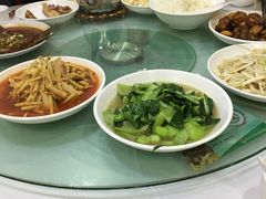 -天乐农家鱼头王(天目湖店)