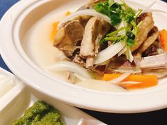 -伊带伊路新疆美食府(呼家楼店)