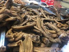 -王浩儿纪六孃甜皮鸭(乐山总店)