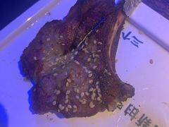 苏尼特金质烤羊排-三个蒙古大叔羊肉串(大宁店)