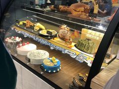 面包甜点陈列柜-DQ·蛋糕·冰淇淋(苏州中心店)