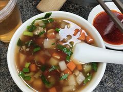 胡辣汤-胡家包子·清真(大众巷店)