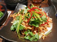 -老牌坊云南鱼豆花火锅(嵩山店)