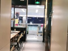 -六少·猪肚包鸡火锅(卓悦INTOWN店)