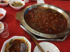 -山城年华老火锅(玉林店)