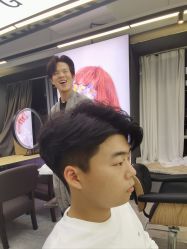 -藤野造型烫发染发