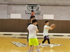 -梦想之巅·青少年篮球·羽毛球·培训中心(西站店)