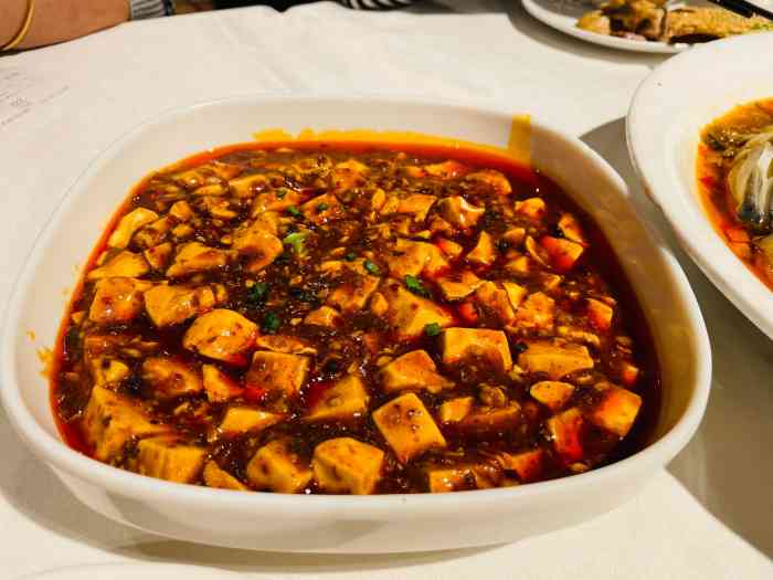 四川酒家(太平南路店)-"老字号,水平良好!待客建议还需要提高,毕.