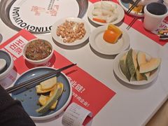 -左庭右院鲜牛肉火锅(金山万达店)