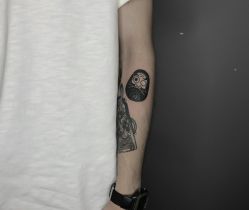 -刺客纹画纹身·洗纹身·穿孔饰品