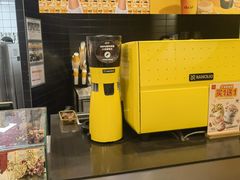 -麦当劳(展览路店)