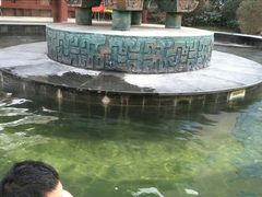-中华郡温泉