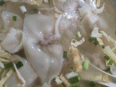 -黄阿姨锅贴大王(万航渡路店)