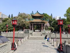 -烈士陵园(地铁站)